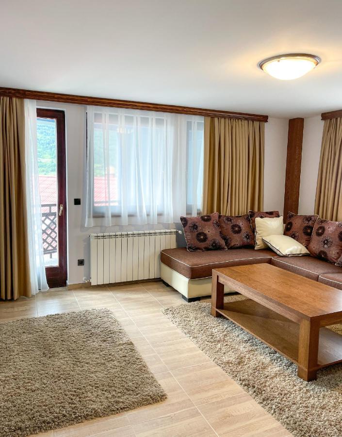 Apartments & Rooms Brijest Plav Esterno foto